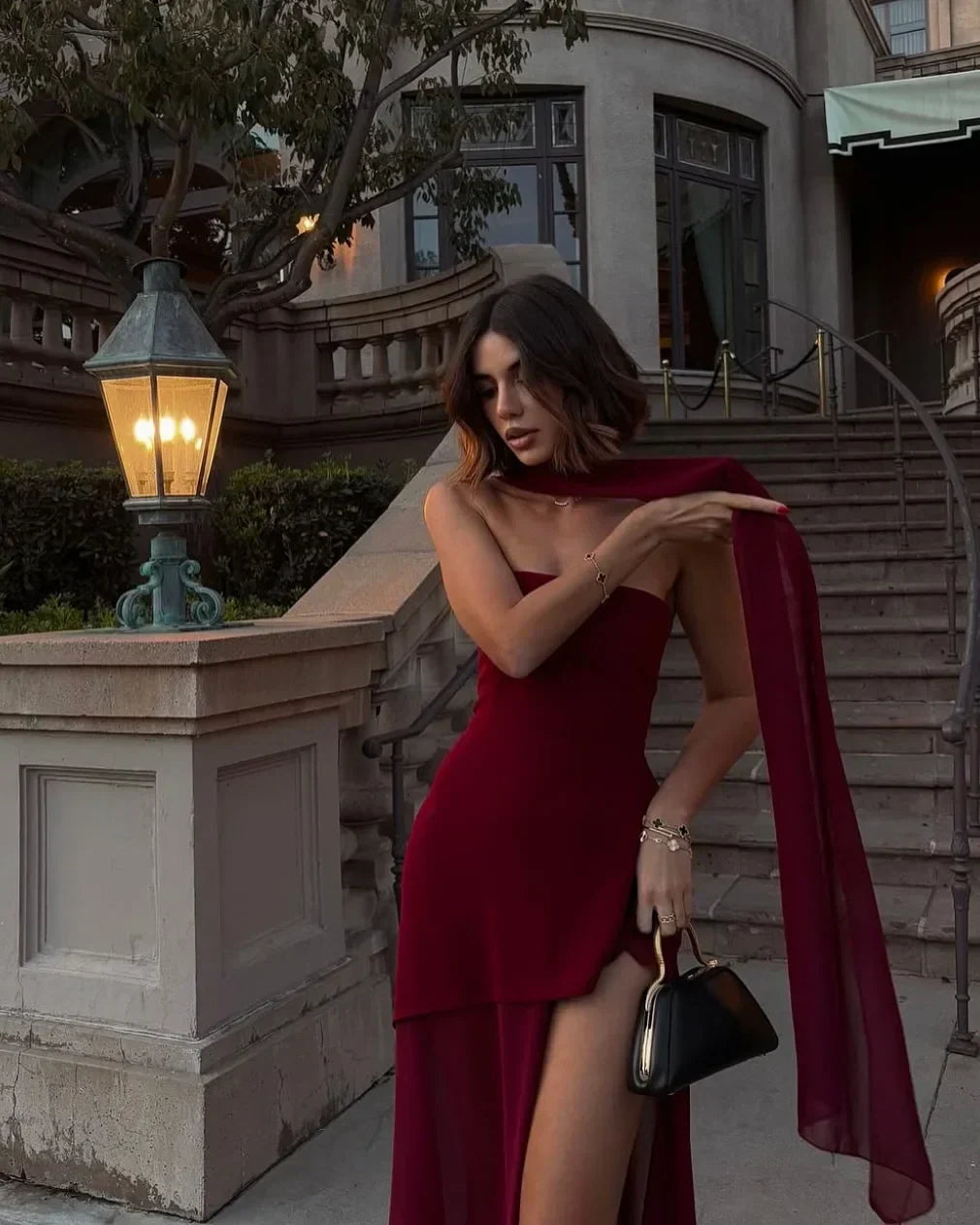 Georgia | Elegant Low Gown