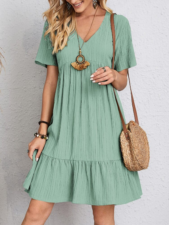 Enora | Elegant Dress Highlighting the Stomach